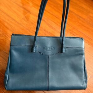 Tod's leather tote in blue